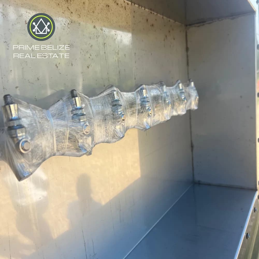 PB0033 – Keg Beer Truck for Sale – Placencia Village - Photo 2