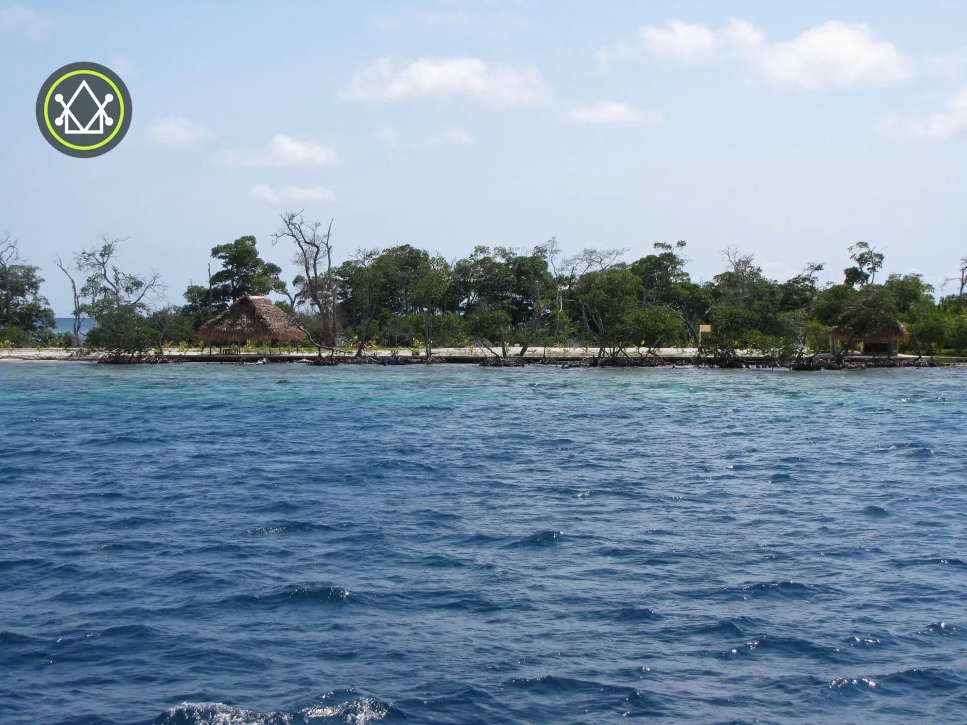 PI0025 – Tarpon Caye – An Exceptional Private Island Retreat - Photo 2