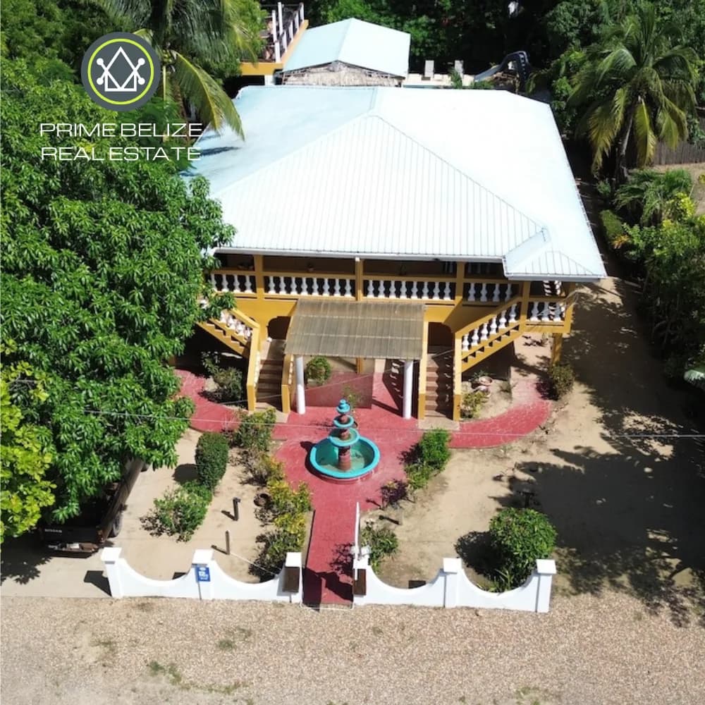 PB0030 – Bed and Breakfast For sale in Hopkins Hotel Zone
