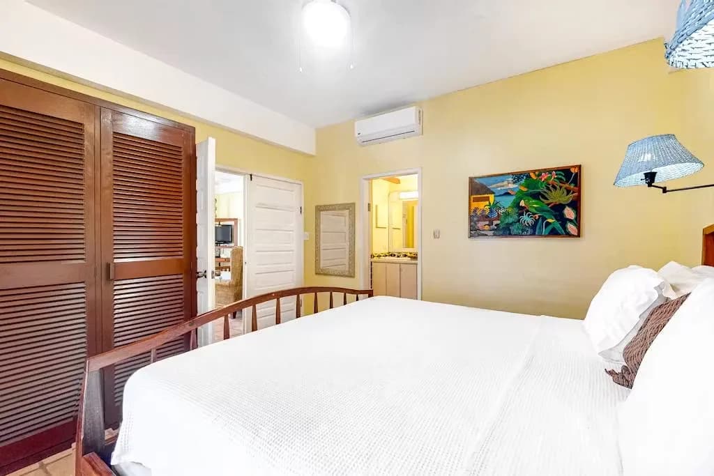 PC0004 – Beachside Villas Unit #20 - Photo 2