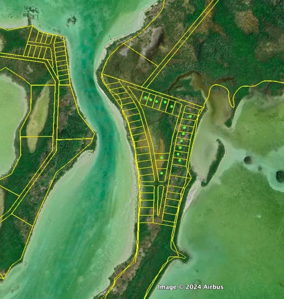 PL0073 – 14 Prime Lots for Sale in North Ambergris Caye