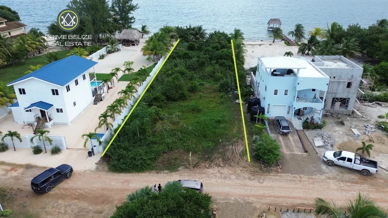 PL0203 – Vacant Beachfront Lot – Caribbean Way, Placencia Peninsula - Photo 4