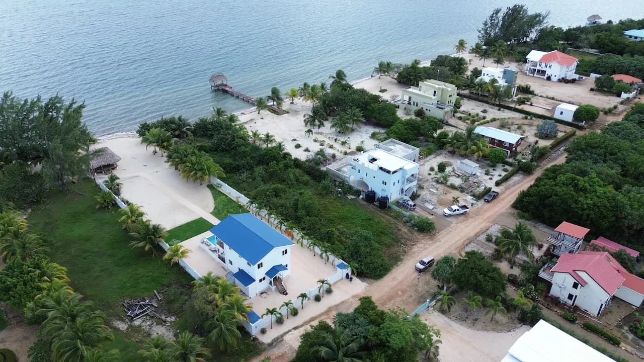 PL0203 – Vacant Beachfront Lot – Caribbean Way, Placencia Peninsula - Photo 6