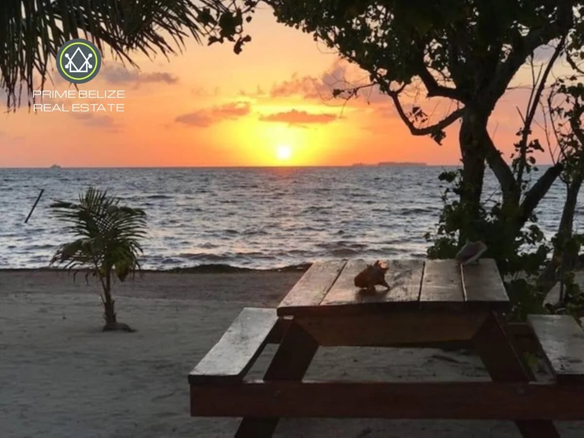 PH0056 – Eco-Luxury Island Home on Long Caye, Belize - Photo 5