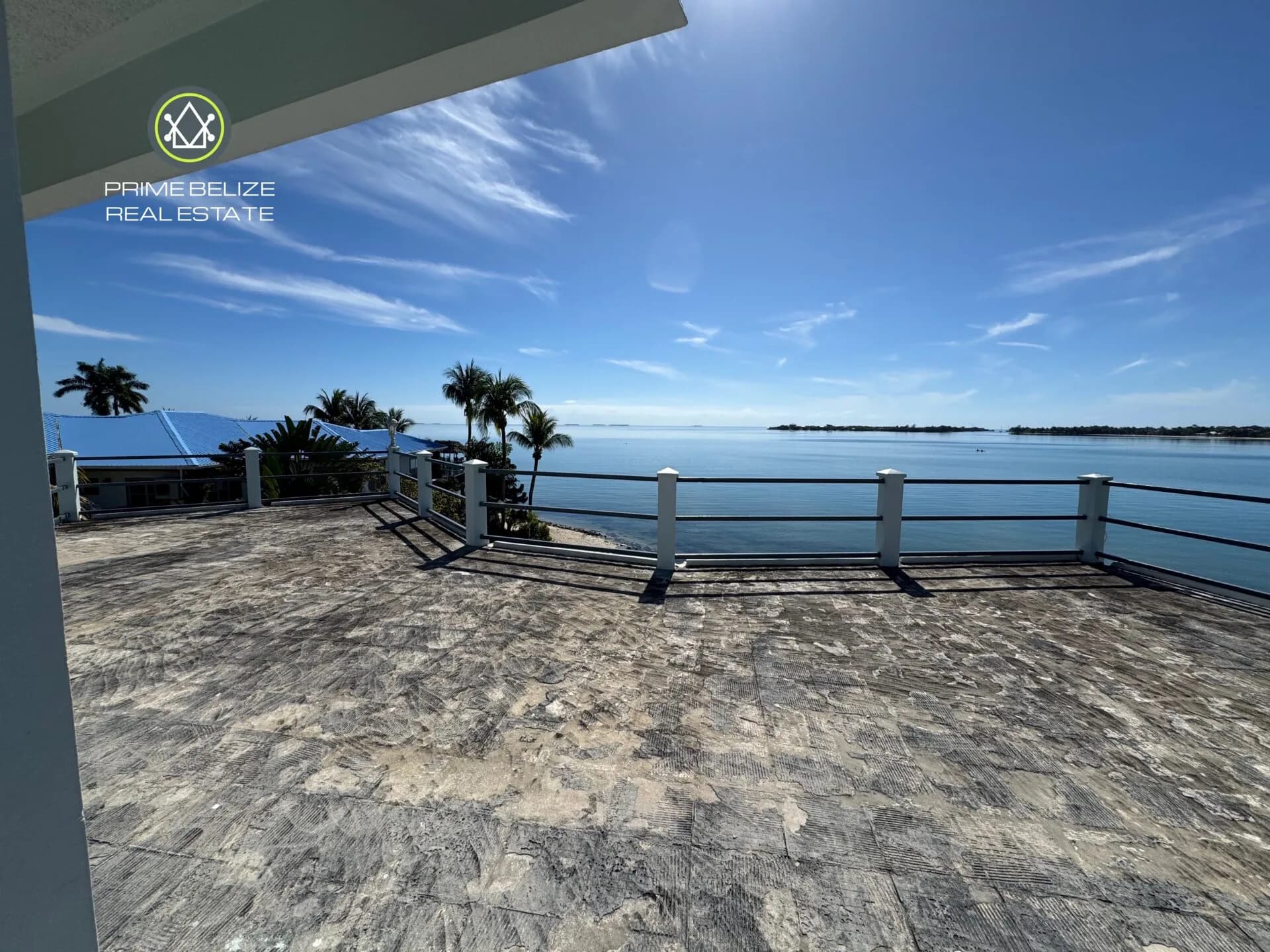 PH0032 – Sand Castle – Two-Story Beach House – One of the last beachfront near the Village - Photo 6