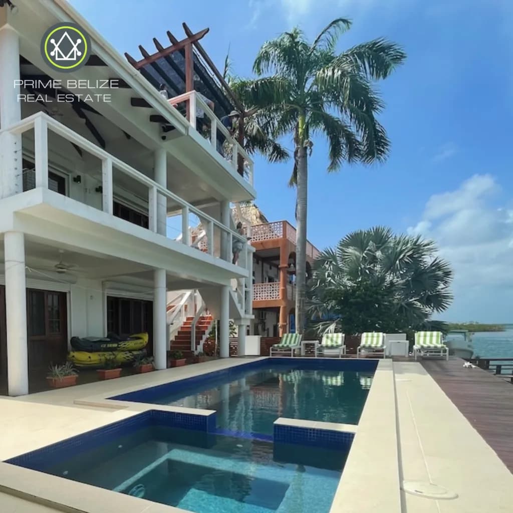 PH0043 – White Turtle Belize – A Luxury Waterfront Villa