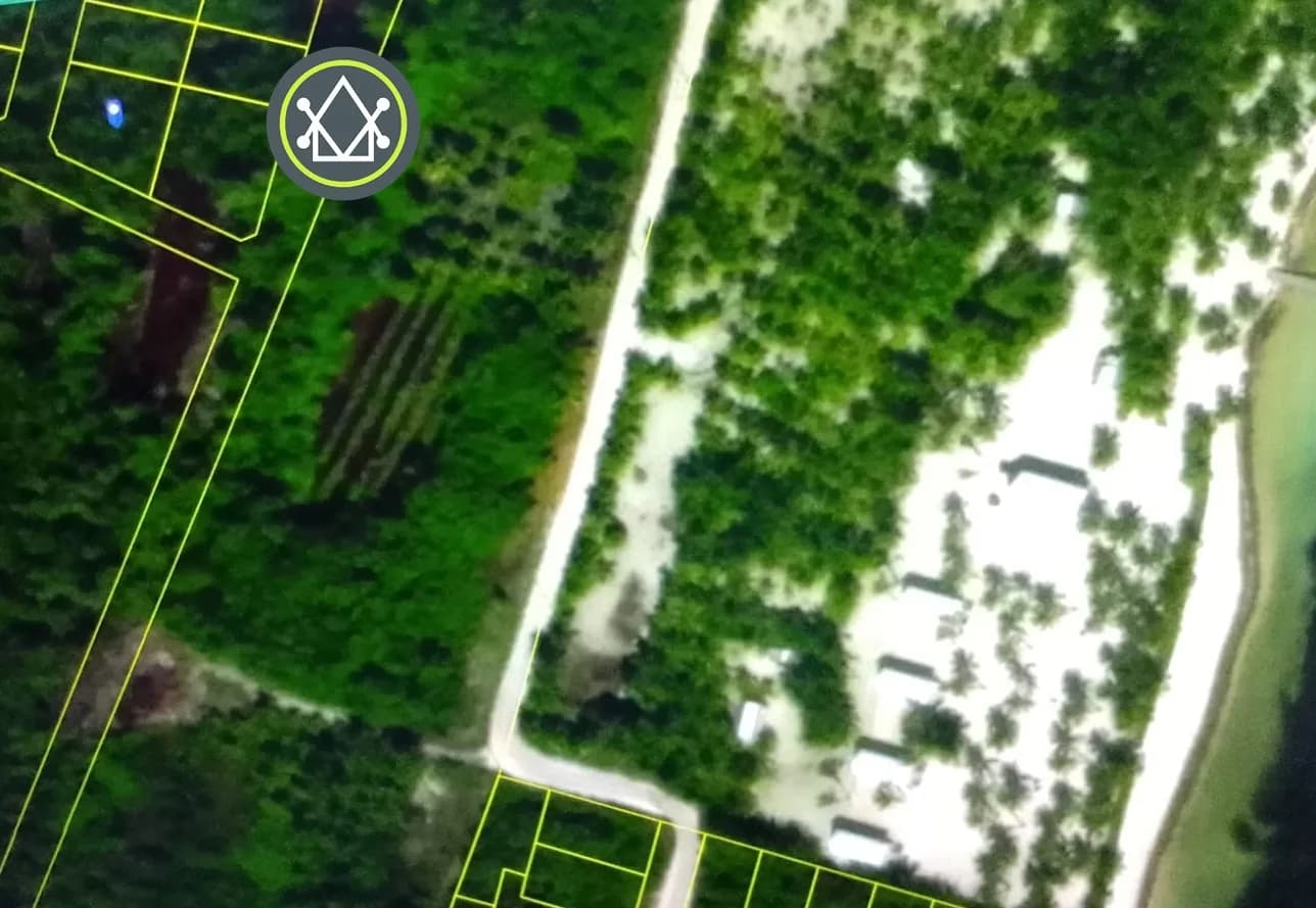 PL0158 – Island Lot for Sale – 8.5 Miles North of San Pedro, Ambergris Caye - Photo 4