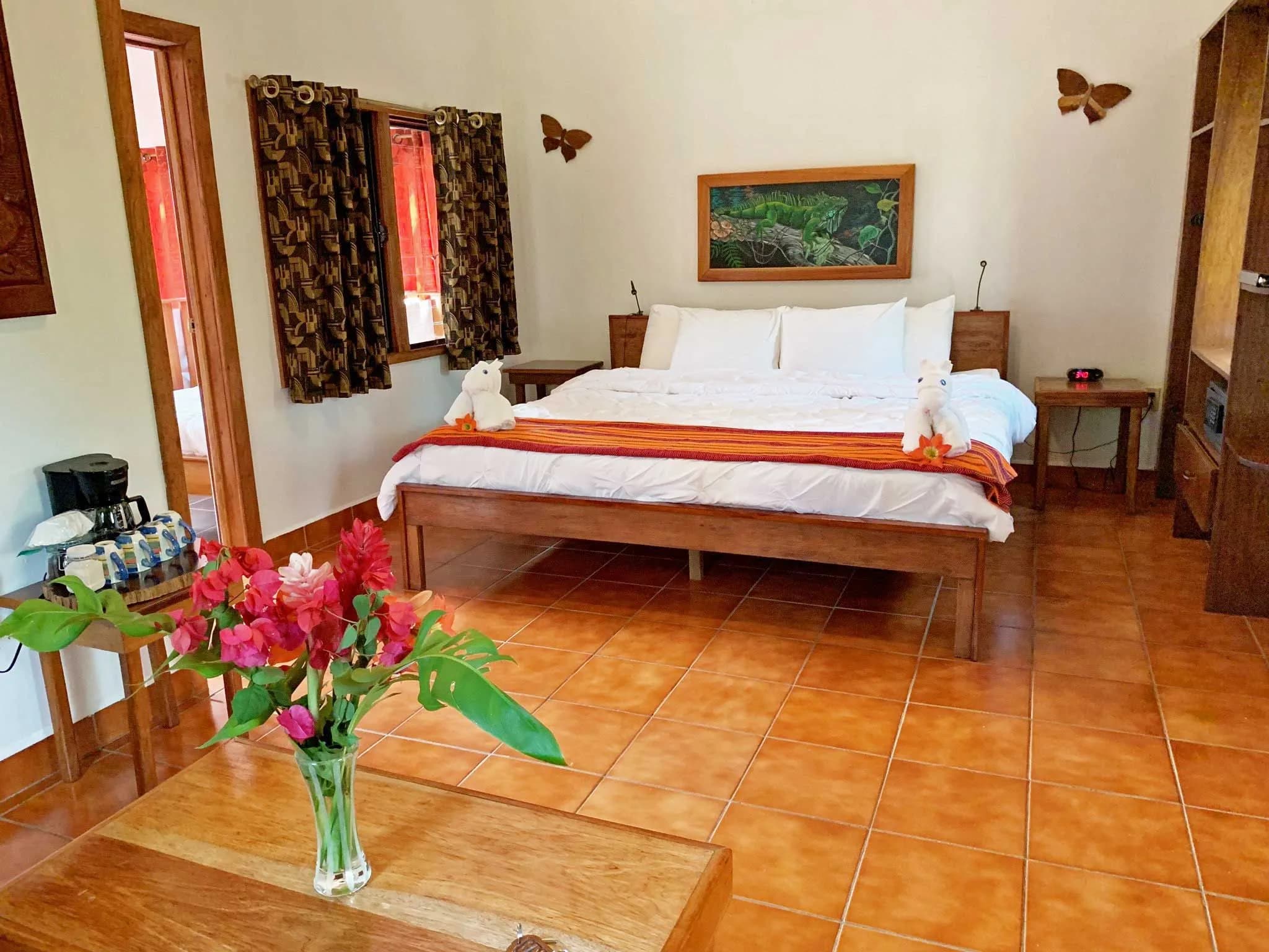 PB0004 – Exceptional 5-Star Review-Mariposa Jungle Lodge Resort - Photo 8