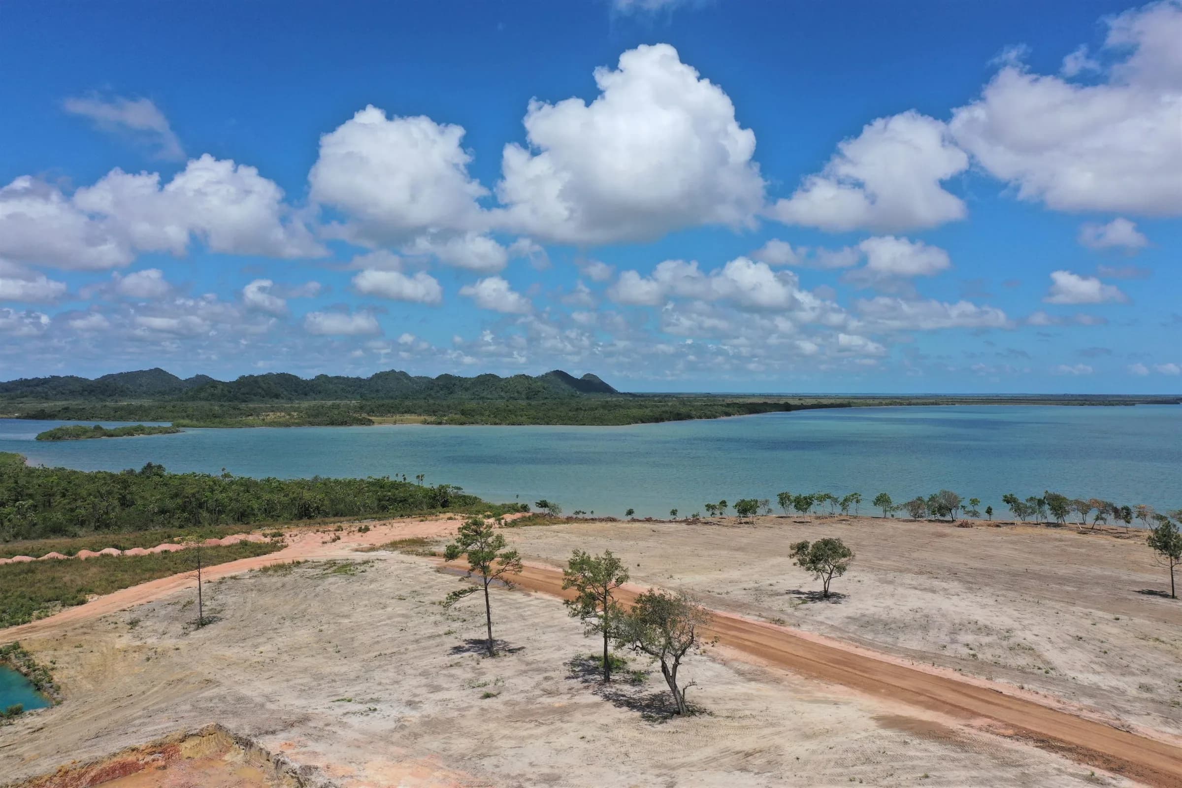 PL0028 – Coconut Point Coastal Road – The Bluffs Estates - Photo 2