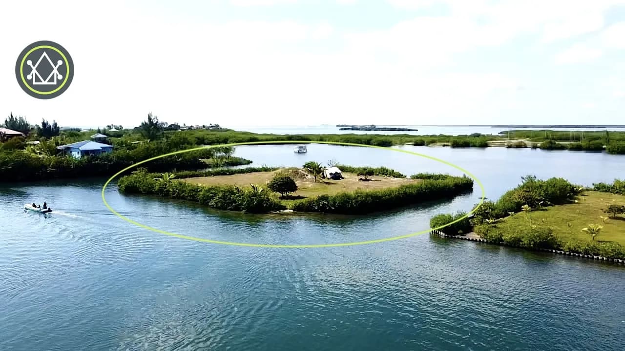 PI0015 – 0.75 acre private island in the middle of town - Photo 3