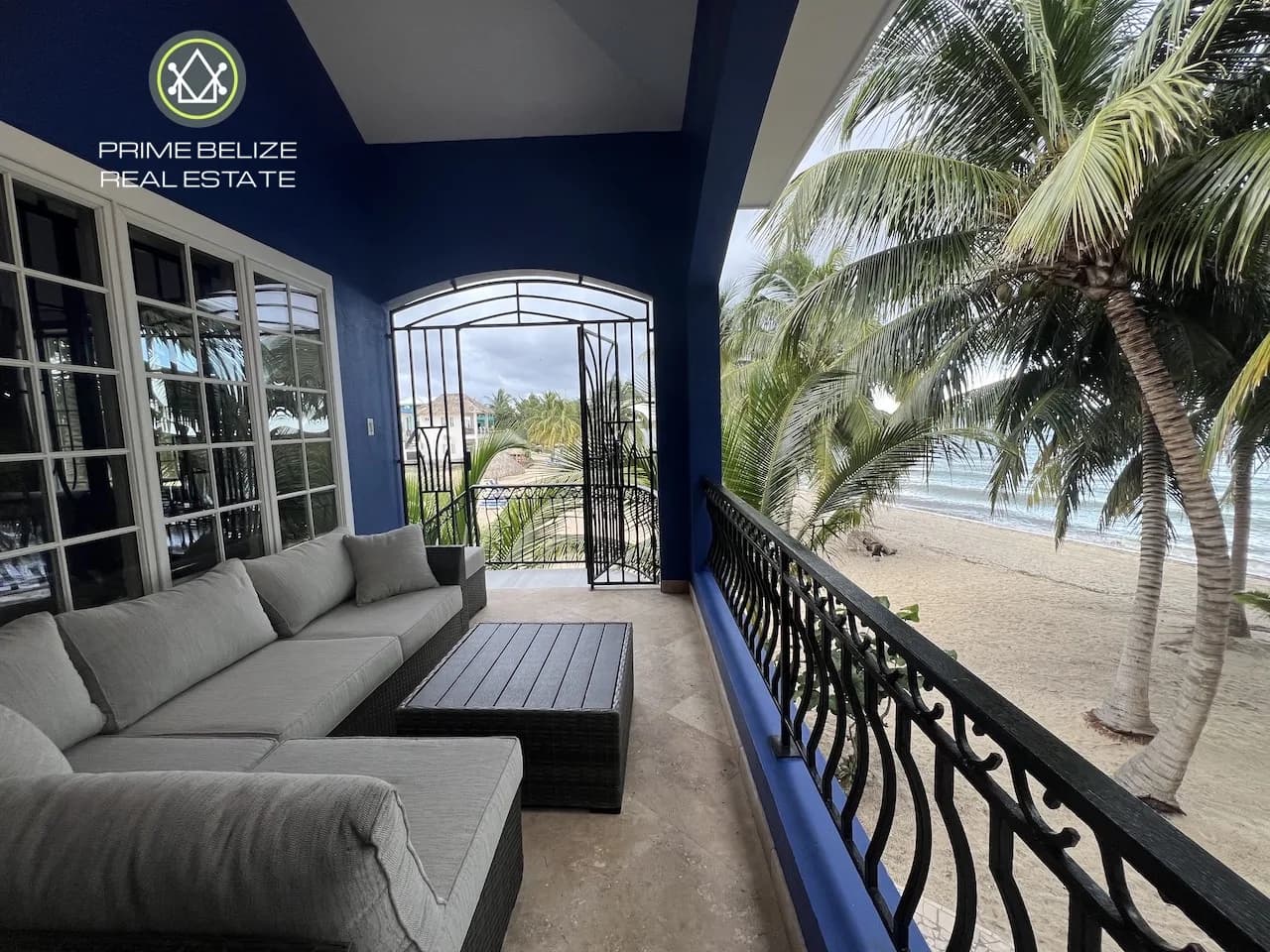 PC0019 – 4 bedroom beachfront condo package – downtown Placencia village - Photo 7