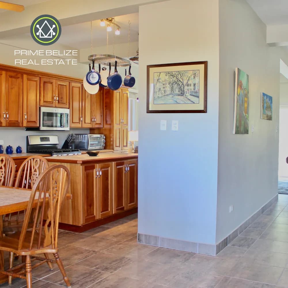 PH0070 – Stunning 5 bedroom House in Gated Tarpon Cove Estate – Corozal District - Photo 7