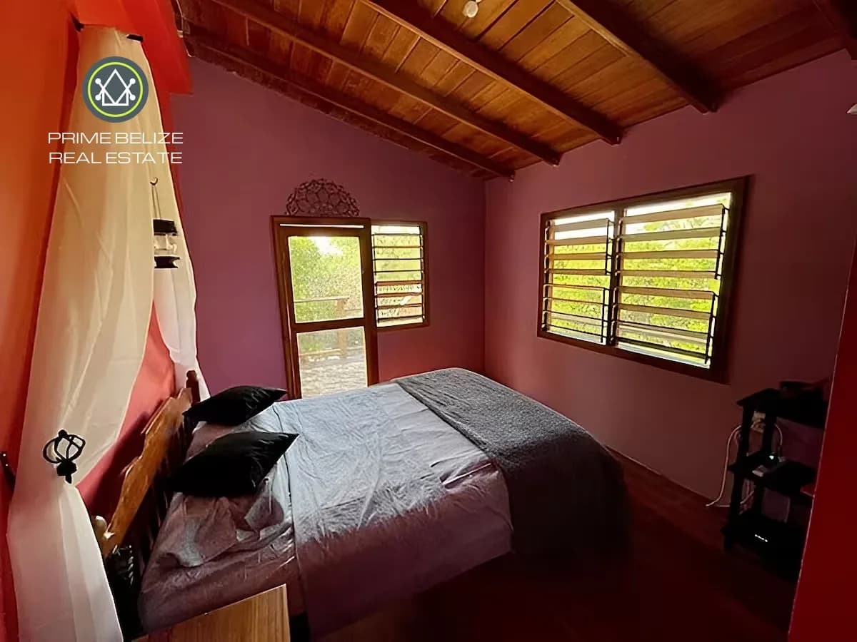 PH0056 – Eco-Luxury Island Home on Long Caye, Belize - Photo 7