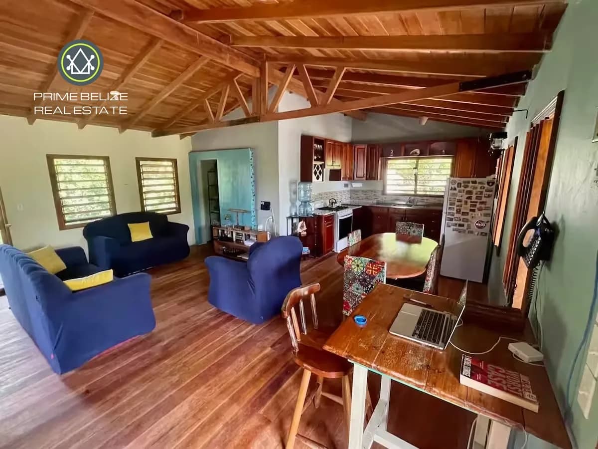 PH0056 – Eco-Luxury Island Home on Long Caye, Belize - Photo 8