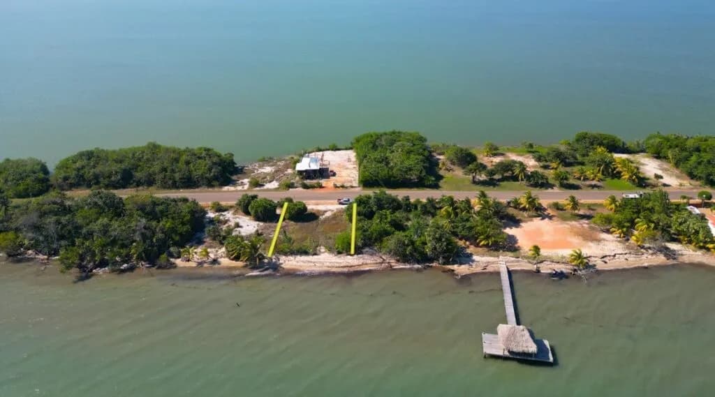 PL0164 – Prime Beachfront Lot in Plantation, Placencia