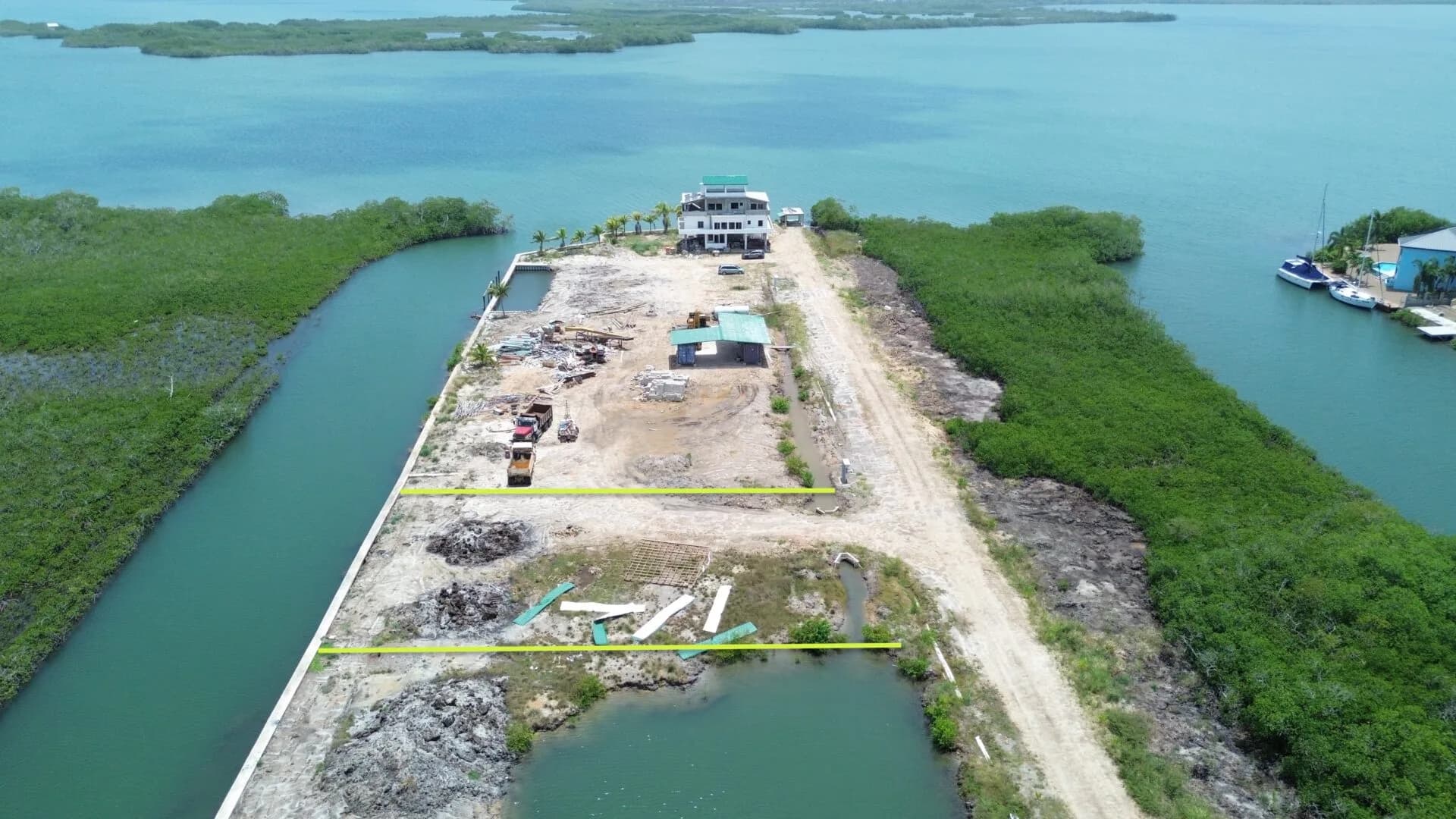 PL0239 – Rare Corner Lots – Canal & Marina Front – Placencia, Belize - Photo 3