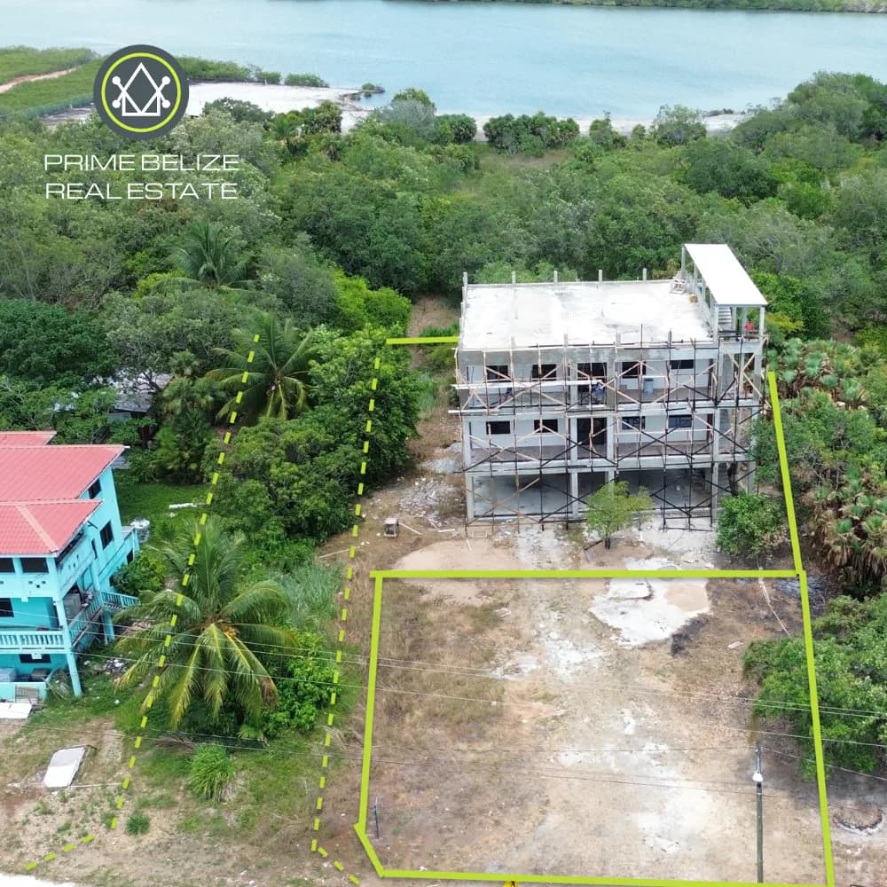 PL0182 – Vacant Road front Lot – Seine Bight, Placencia Peninsula - Photo 5