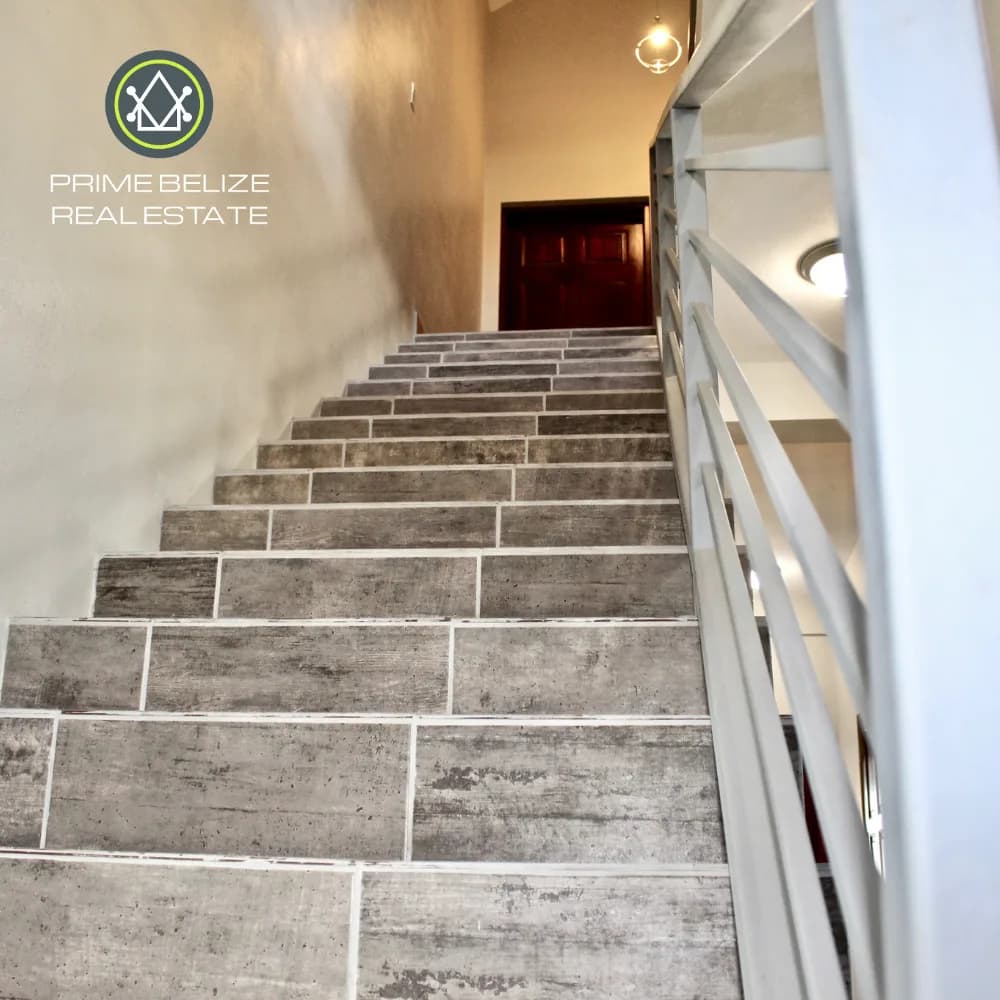 PH0070 – Stunning 5 bedroom House in Gated Tarpon Cove Estate – Corozal District - Photo 3