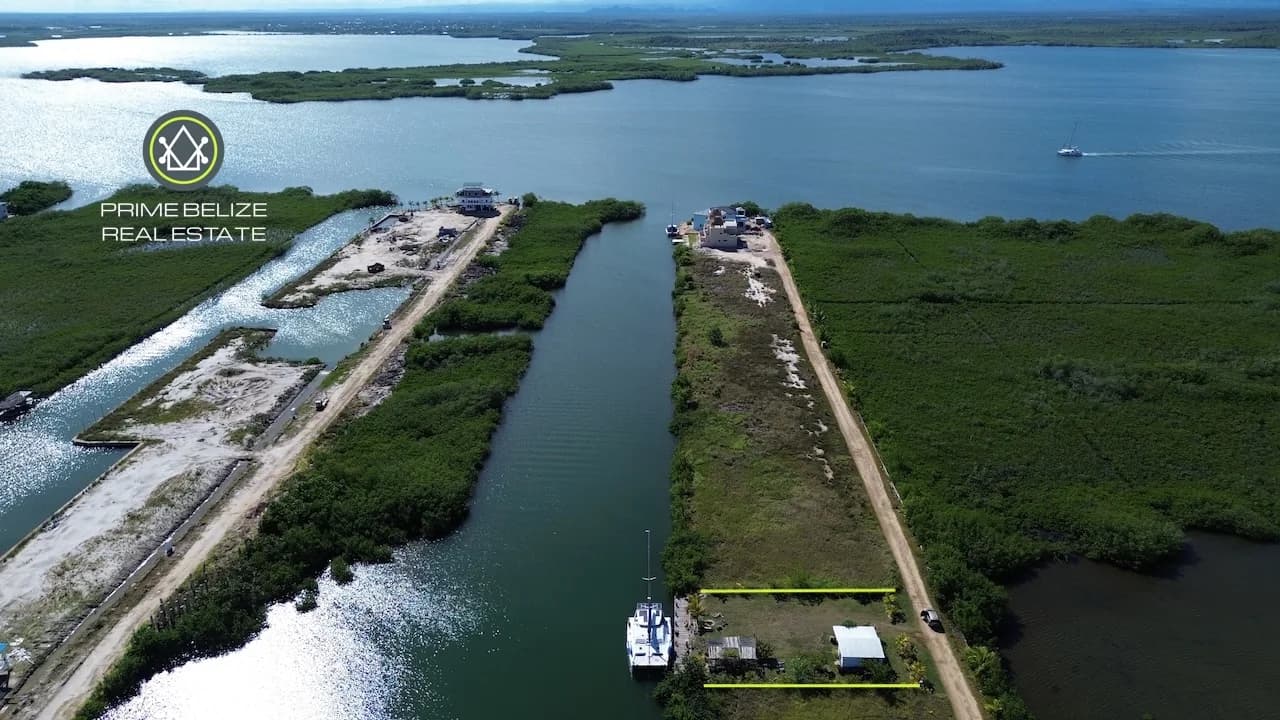 PL0197 – Private Waterfront lot in Wild Orchid Marina, Placencia – Titled & Ready to Build - Photo 2