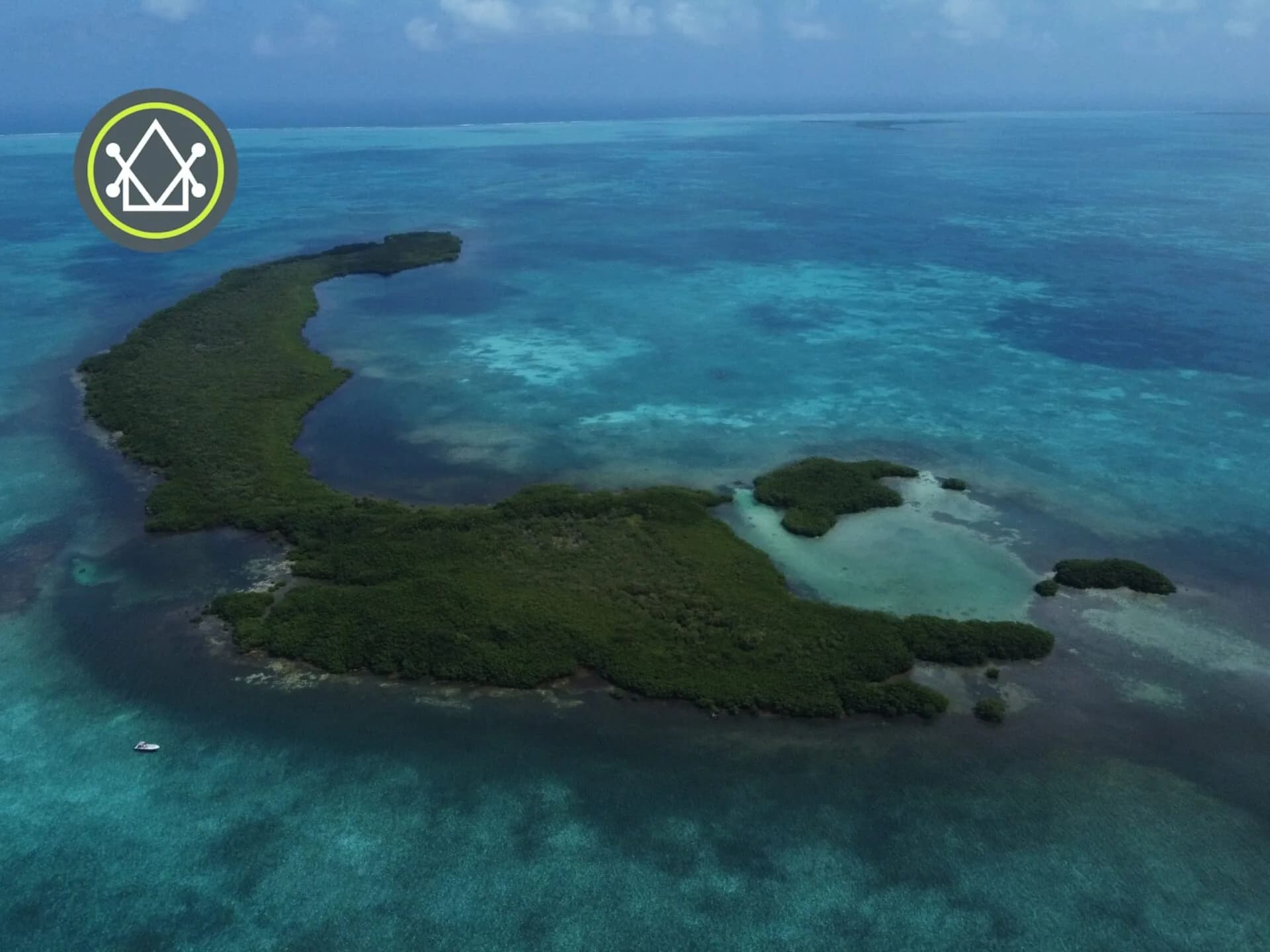 PI0036 – Crawl Caye – 48-Acre Private Island in Turneffe Atoll - Photo 4