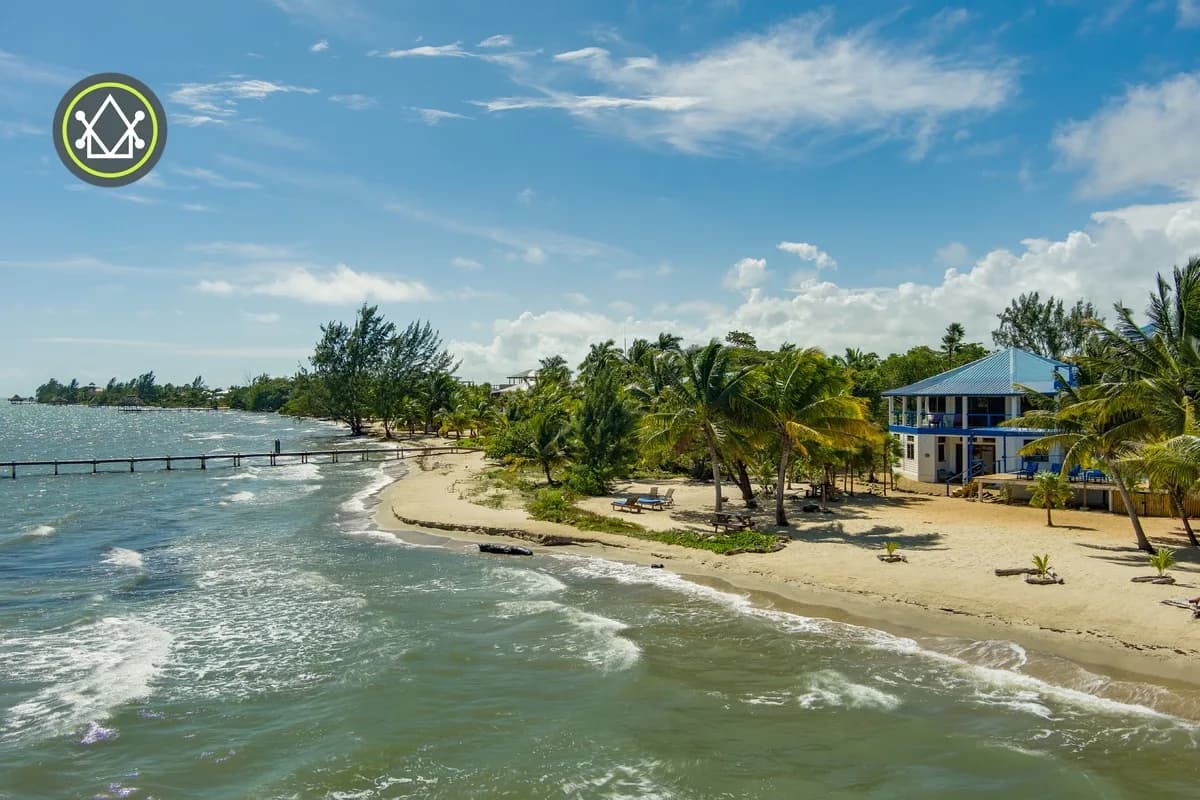 PB0024 – Moonrise Beach – Prime Beachfront Investment in Belize – Flexible Financing - Photo 2