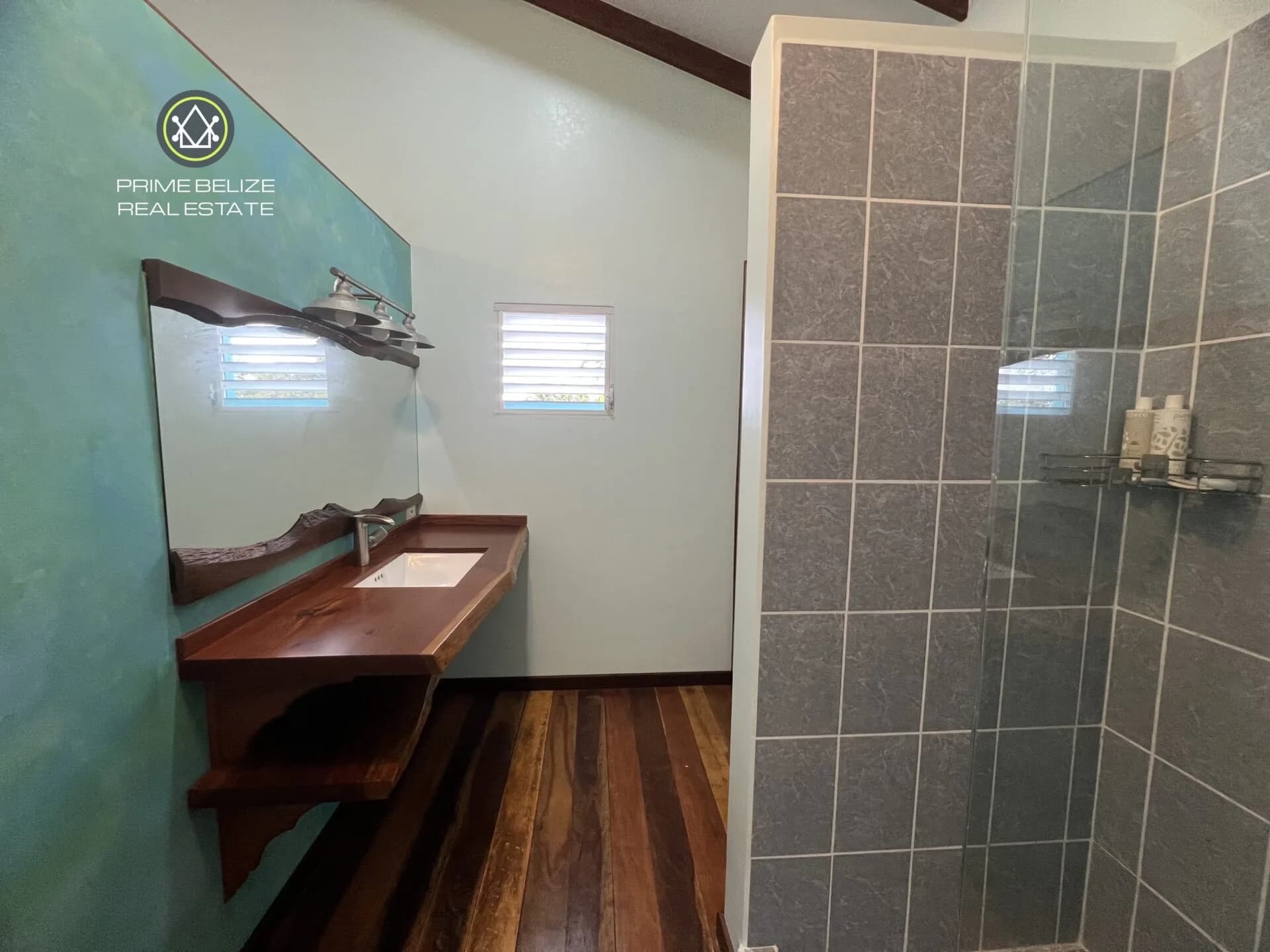 PH0065 – Beach View Charmer with Income Potential – Steps from the Beach - Photo 4