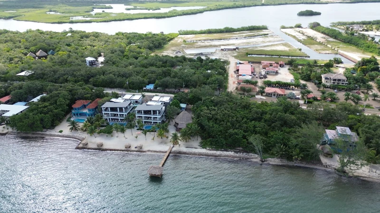 PL0202 – Beachfront Lot for Sale in Surfside, Placencia Peninsula - Photo 2